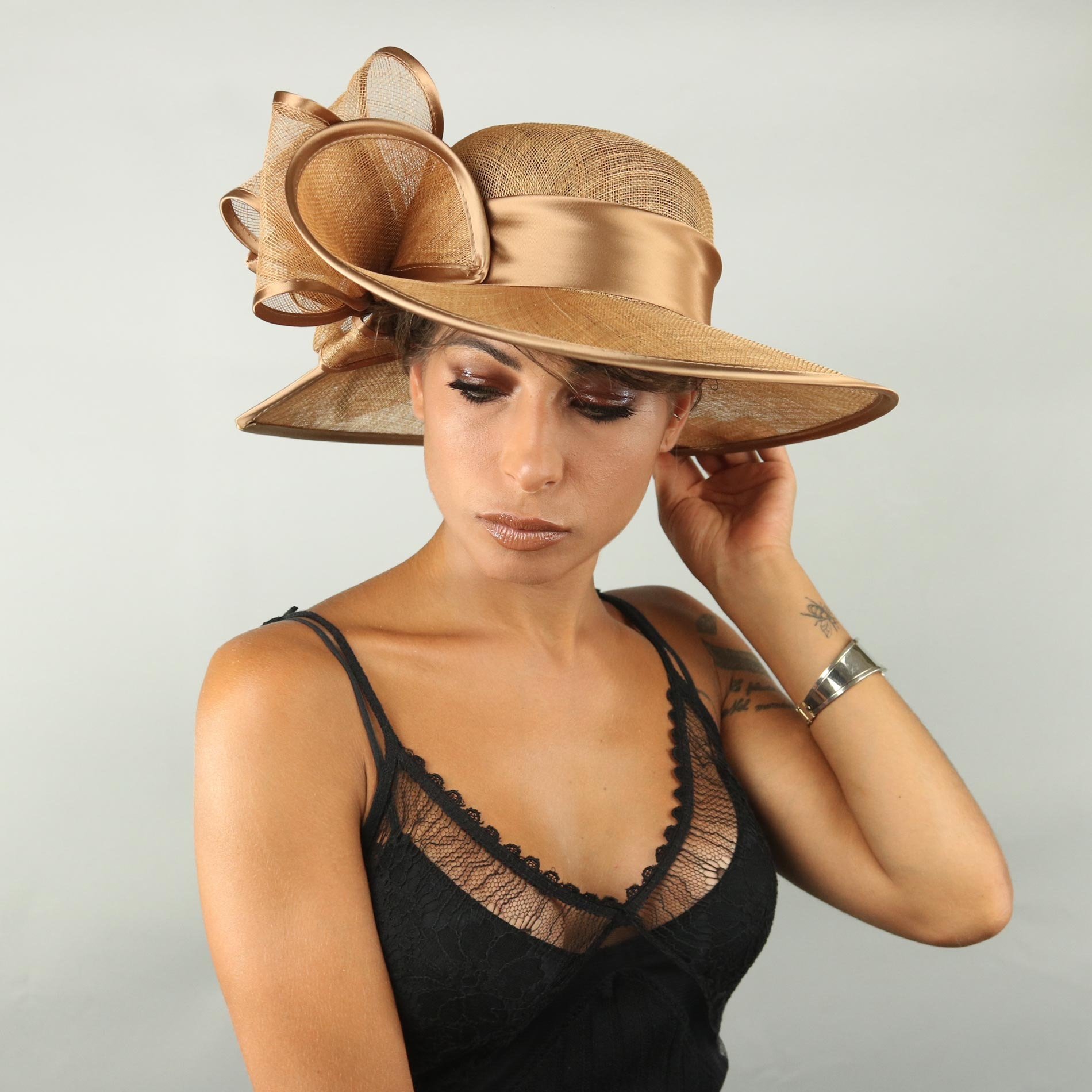 cappelli-donna-eleganti-849tfv-1.jpg