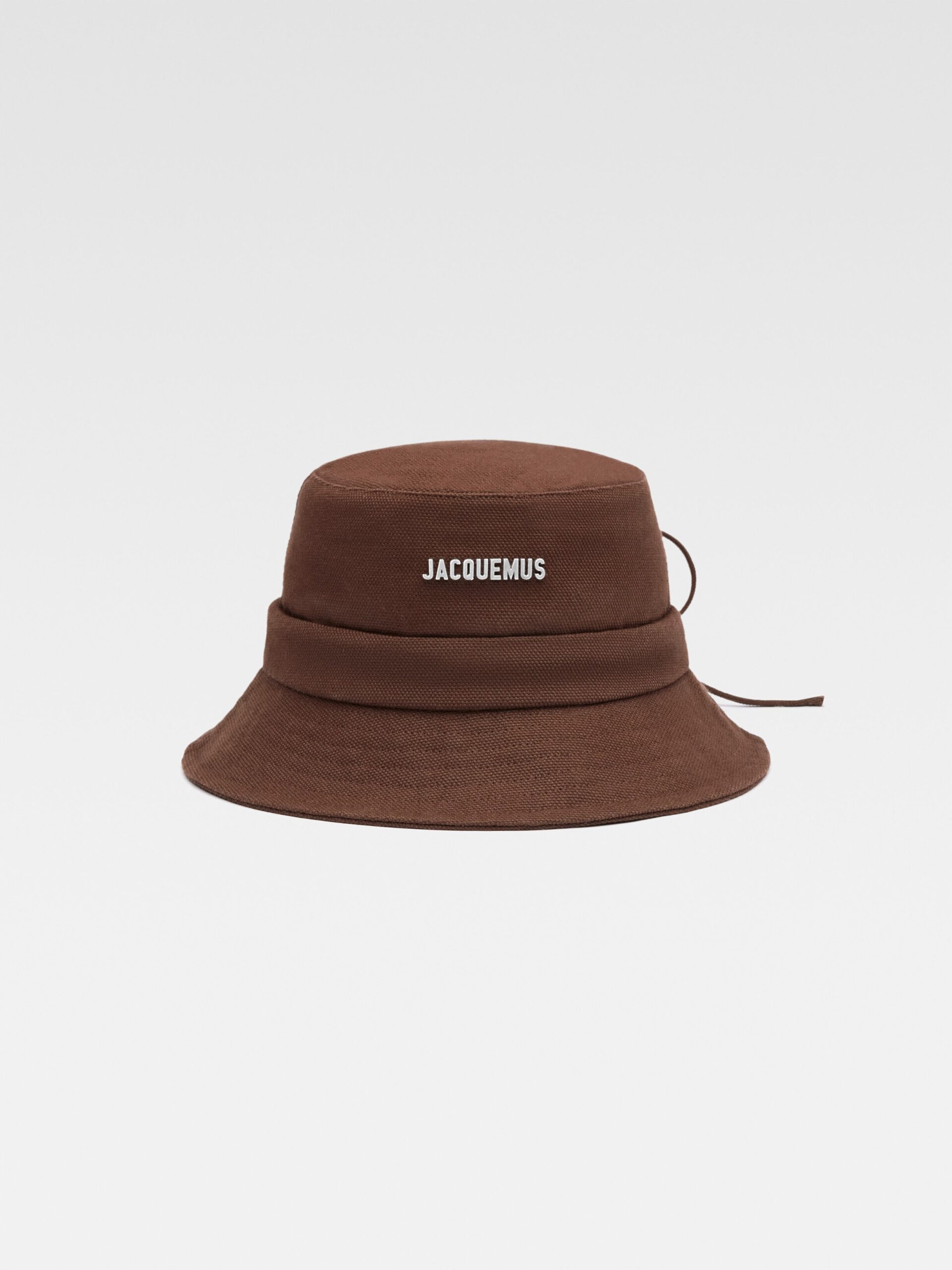 cappello-jacquemus-567psc-1.jpg